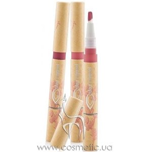 ��� ��� ��� Couleur Caramel Lip Lacquer