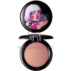 ����� ���������� ������������� MAC Fafi Iridescent Powder Pressed