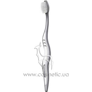������ ����� c ���������� ������� ����������������� �������� WhiteWash Nano-Silver Whitening Toothbrush Antibacterial Effect